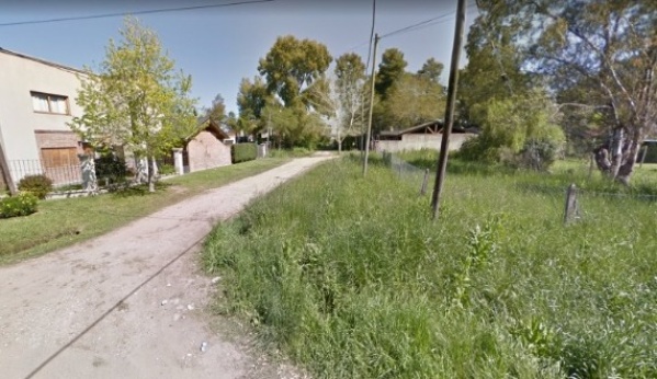 Una mujer fue atacada por tres delincuentes que le robaron y abusaron en City Bell