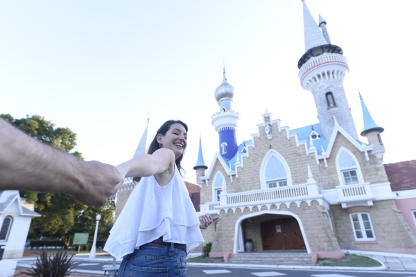 Con el objetivo de conocer su historia y arquitectura, lanzaron 'walking tours' en la Republica de Los Niños