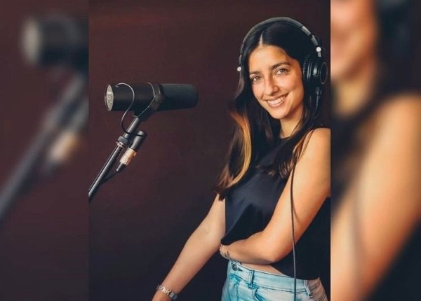 Una platense irrumpi&oacute; en un vivo de Mau y Ricky, cant&oacute; con ellos y sue&ntilde;a con conocerlos personalmente: "Estoy como loca"