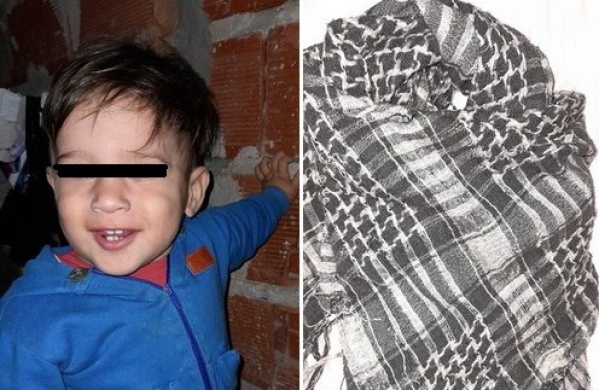 Un chiquito platense comenz&oacute; a convulsionar, una mujer le prest&oacute; una chalina por el fr&iacute;o y ahora la buscan para devolv&eacute;rsela