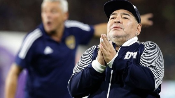 Maravilla Martínez reveló que le dijo Maradona antes de su pelea contra Chávez: "Me llenó el alma de fuerza y alegría"