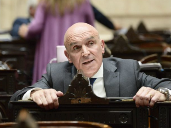 Tras la designaci&oacute;n de Espert frente a la Comisi&oacute;n de Presupuesto, el peronismo denunci&oacute; que no los dejaron votar