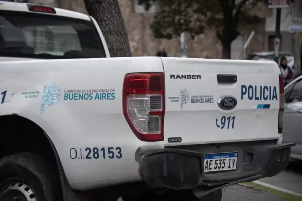 Un policía de la bonaerense de 25 años fue encontrado sin vida en su casa de La Plata