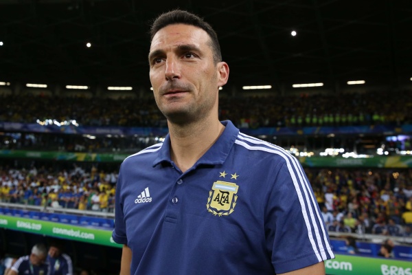 Lionel Scaloni se queda en Argentina para comenzar a definir la próxima lista