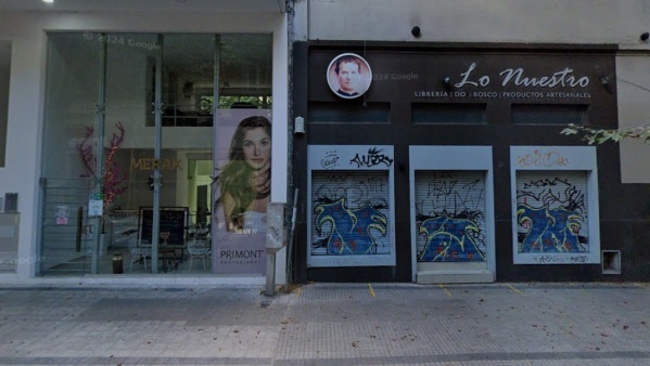 Indignación en La Plata: robaron una moto frente a una peluquería y a metros de los tribunales