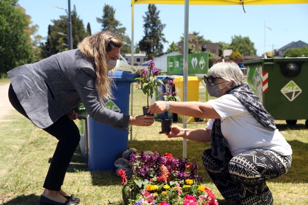 El Eco-Canje llega a la República de los Niños con el objetivo de concientizar sobre el cuidado del planeta
