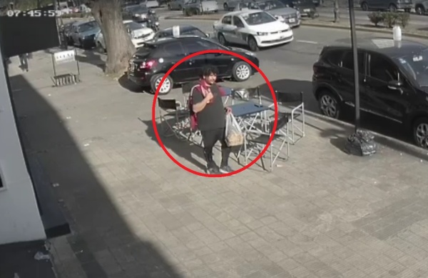 "Teníamos fotos de mi papá fallecido": un error en la entrega de una pizza en La Plata desató una cruzada para dos hermanos