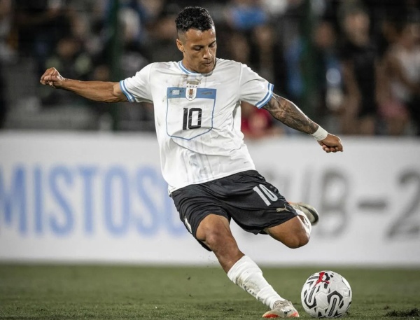 Estudiantes anunció la llegada de Tiago Palacios