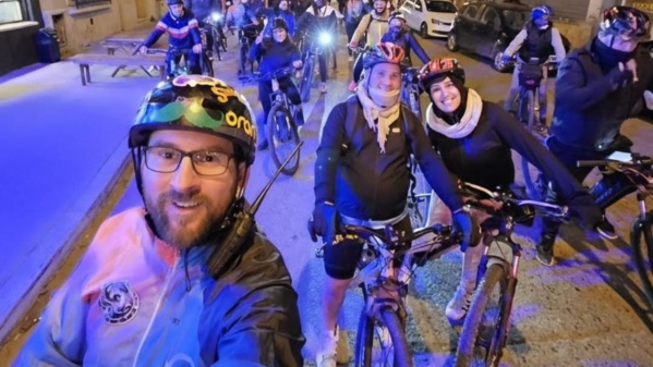 ¿Real o deepfake? Vieron Messi haciendo cicloturismo en La Plata