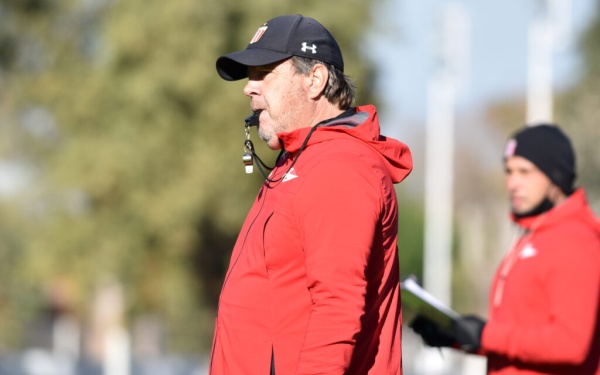 La obsesión de Zielinski en el mercado: ¿Qué delantero llegará a Estudiantes?