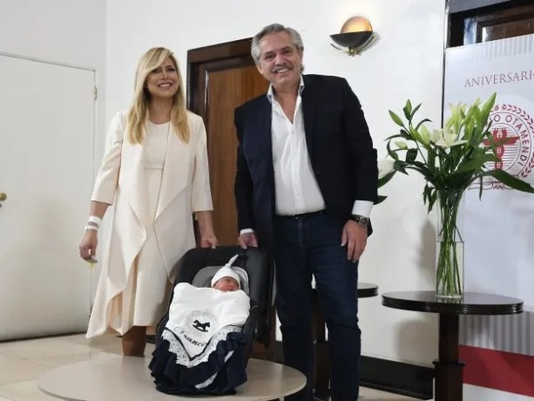 Alberto Fernández presentó a su hijo Francisco: "Es un oasis en un tiempo tan difícil"