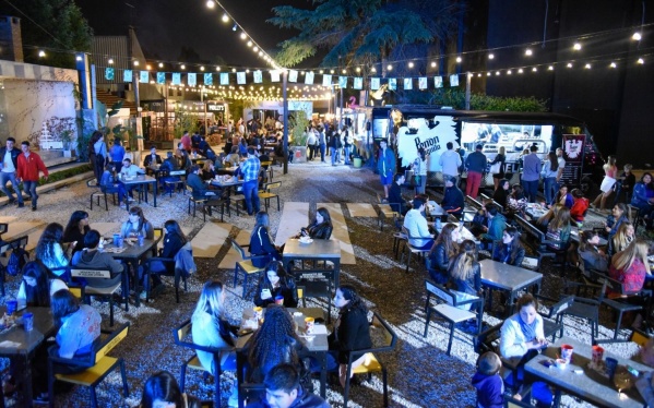 Los Food Truck de La Plata le pidieron a Garro volver a trabajar: “Los comercios están abiertos y las plazas llenas de gente"