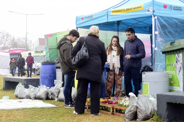 Con gran convocatoria &lsquo;Barrio x Barrio&rsquo; pas&oacute; por Altos de San Lorenzo