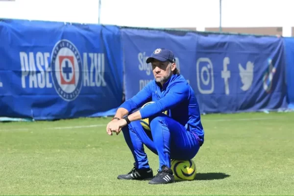 Desde el entorno de Oreja aseguraron que "en algún momento dirigirá a Gimnasia"
