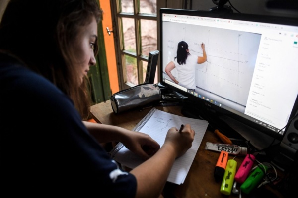 Presentaron proyecto para que el Municipio garantice la continuidad pedagógica a los estudiantes de la UNLP