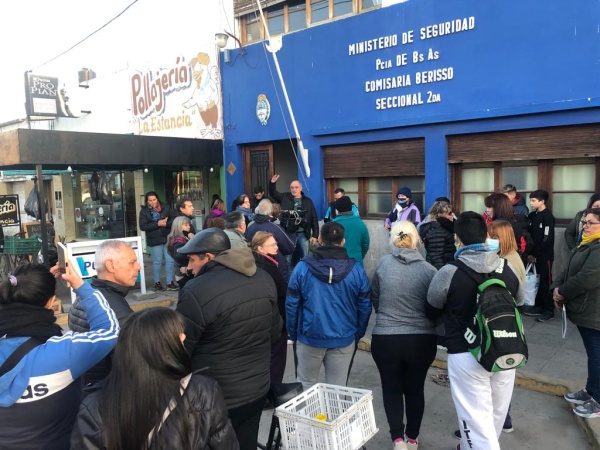 Muchos problemas y pocas respuestas: vecinos de Berisso salen nuevamente a la calle para reclamar por más seguridad
