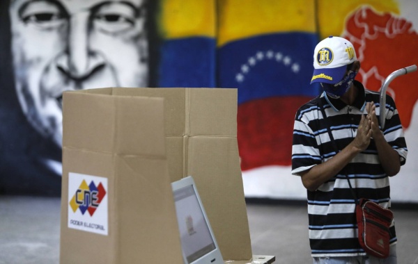 Argentina se abstuvo de votar en la OEA la resolución que desconoce las elecciones de Venezuela