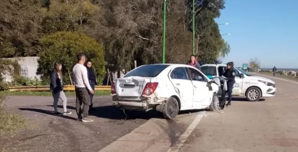 Tras un choque en Punta Lara, encontraron marihuana y un arma en el auto de un policía