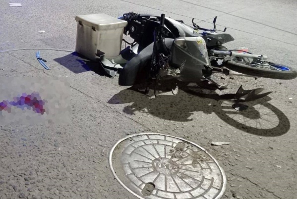 Manejaba un cami&oacute;n alcoholizado, choc&oacute; a un motociclista e intent&oacute; escapar en Berisso