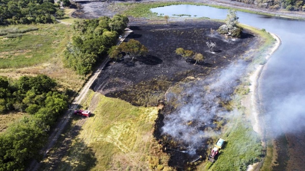 El Ministerio de Ambiente desplegó dos nuevos aviones hidrantes para combatir el fuego en Corrientes