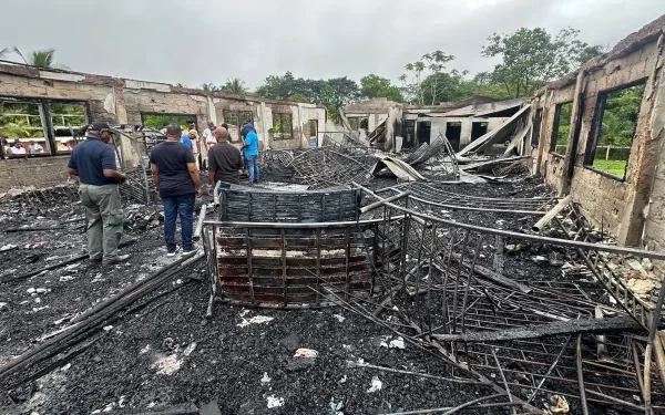 Un trágico incendio se cobró la vida de 19 niños en Guyana