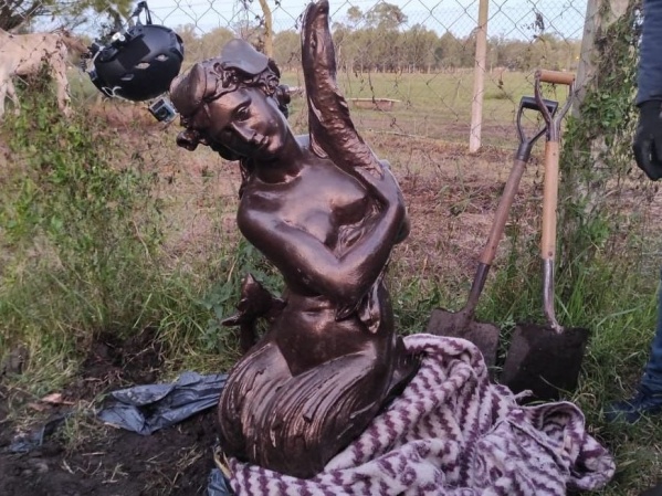 Apareció la "Sirena de Mar del Plata": La estatua la robó un anticuario y tenías muchas piezas más en su campo