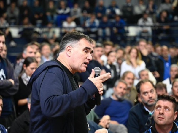 Anacleto liquidó a Diego Patiño y confirmó su candidatura: " La historia la hacen los valientes"