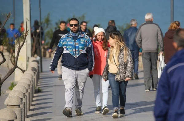 Más de 1,3 millones de turistas nacionales e internacionales viajaron por todo el país durante el fin de semana largo