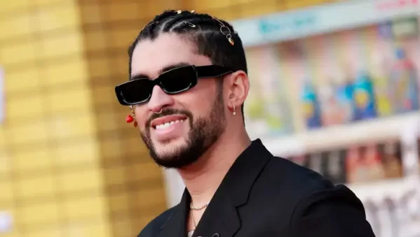 Bad Bunny en su mejor momento, cinco de sus canciones están en el Top 10 de las más escuchadas