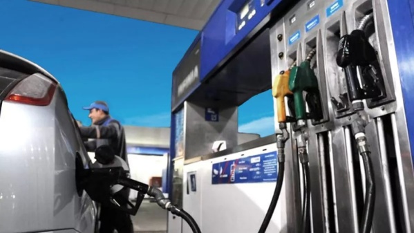 Nuevo aumento de la nafta: el litro de premium ya cuesta más de $1.000
