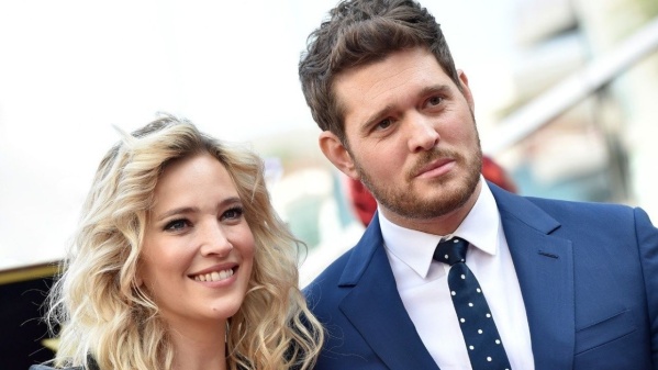Michael Bubl&eacute; se volvi&oacute; a Canad&aacute; y Luisana contin&uacute;a con su &eacute;xito en el Teatro en Argentina