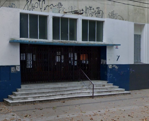 Violencia en una escuela primaria de La Plata: una nena fue hospitalizada tras ser atacada por una compañera