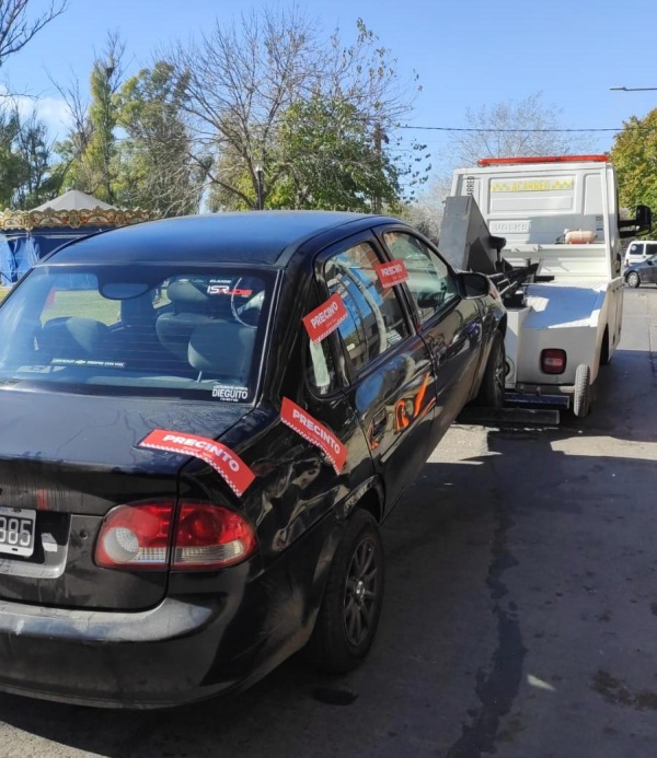 Secuestraron ocho vehículos de transporte ilegal que circulaban por La Plata