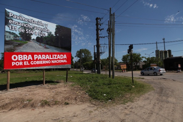 Alak y Kicillof reclamaron al Gobierno nacional que reactive una obra esencial para La Plata