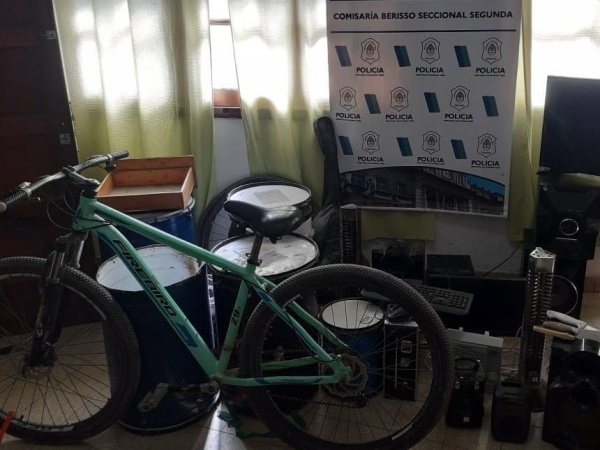 Recuperaron los objetos robados en la Escuela N&ordm;4 de Berisso