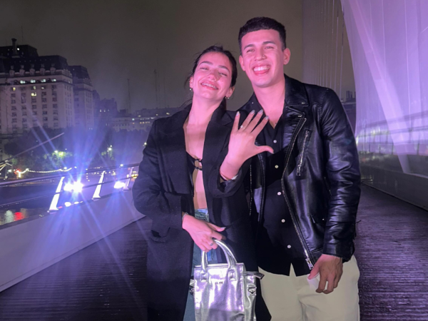 La hermana de Daniela Celis recibió una romántica propuesta de casamiento en el día de su cumpleaños: “Nos hace sentir vivos”