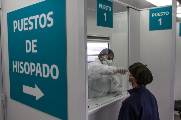 COVID-19 en Argentina: se registraron 27.260 nuevos casos y 589 muertes