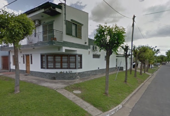 Violento robo a una jubilada en Tolosa: La golpearon y le arrancaron los dientes para robarle el celular