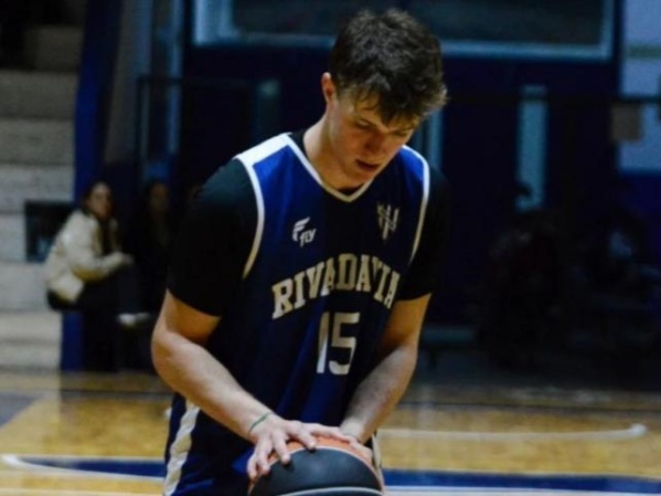 Se negó a declarar el basquetbolista de La Plata acusado de delitos relacionados con el grooming