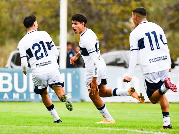 Gimnasia avanzó y quedó a detalles de retener a un jugador que ilusiona a todos