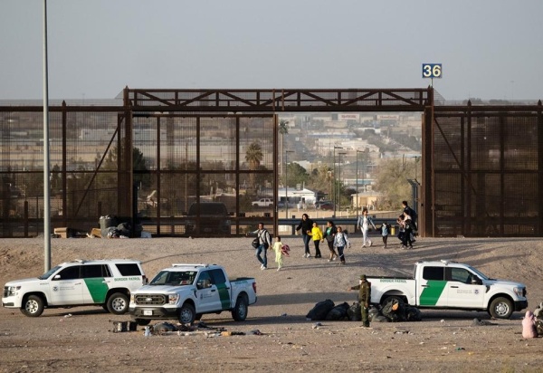 Estados Unidos anunció la ampliación del muro y el presidente de México calificó la medida como un “retroceso”