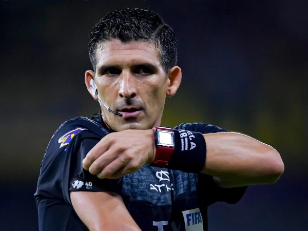 Salieron los árbitros de la novena fecha: ¿Gimnasia y Estudiantes tendrán que apelar a la guardia alta?