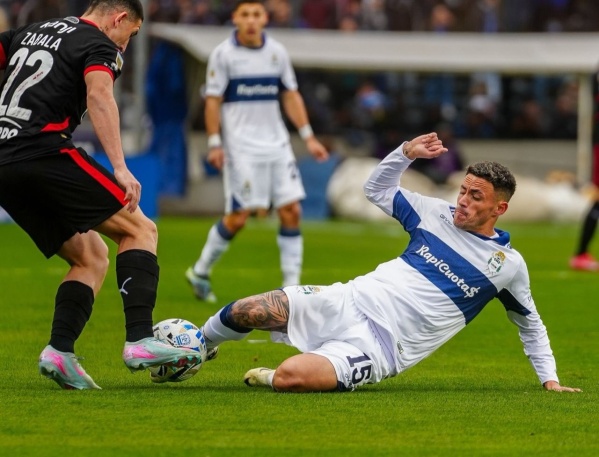 Gimnasia se desahogó en el Bosque