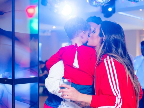 Cami Homs le armó un tremendo festejo de cumpleaños a su hijo junto al "Principito" Sosa