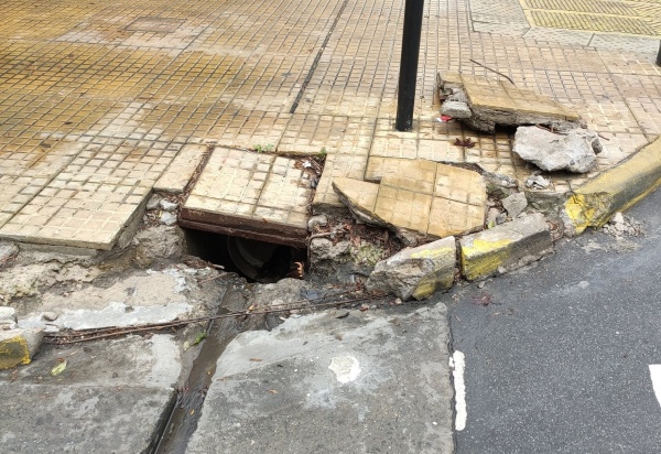 Vecinos de Calle 12 reclaman por el mal estado de las veredas