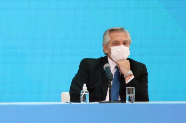 Tras aislamiento preventivo, Alberto Fernández retoma la agenda presencial