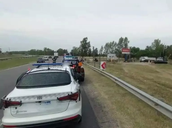 Muri&oacute; un menor de edad en un fuerte choque en La Plata