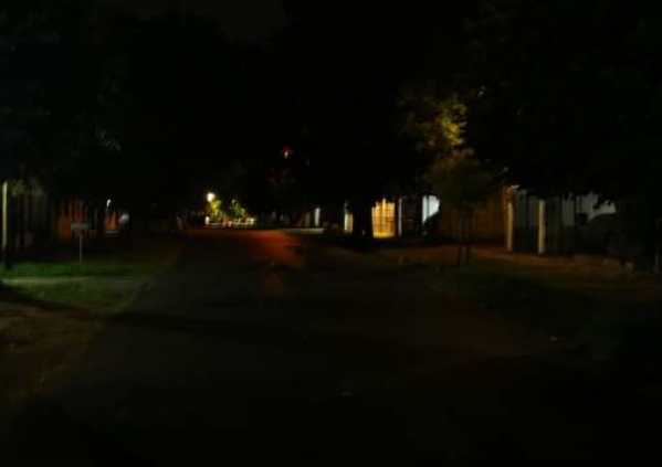 Vecinos de San Carlos piden que se coloquen luminarias en las calles