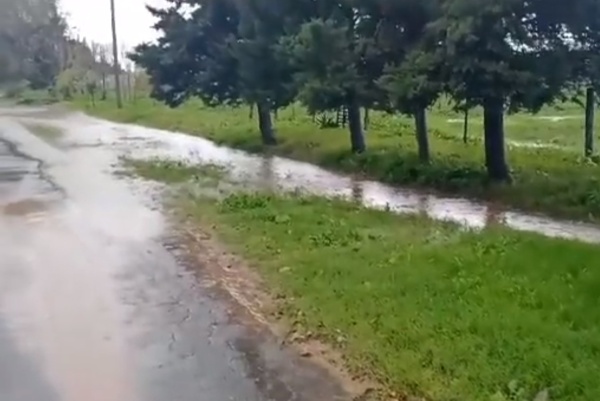 En Lisandro Olmos reclaman por una zona que quedó inundada luego de las lluvias