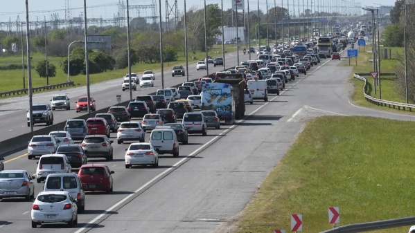 Semana Santa: se refuerzan los operativos de control vial en las autopistas del país